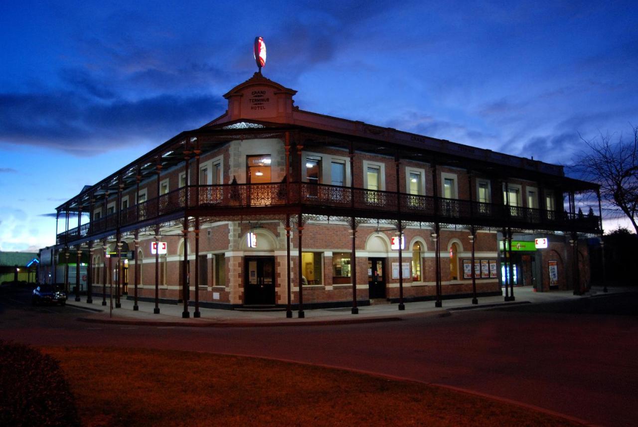 Grand Terminus Hotel Bairnsdale Eksteriør bilde